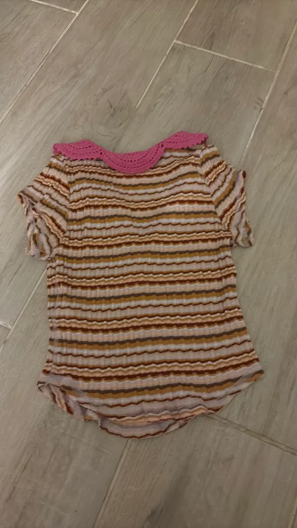 Free people top shirt sleeve crochet collar xs - Image 5