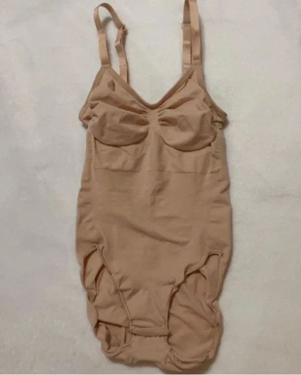 SKIMS BOXED Sculpting Brief Bodysuit S/M - Image 2