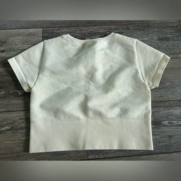 Aerie Offline Seamless Ribbed Cropped Cream T-Shirt - Image 4