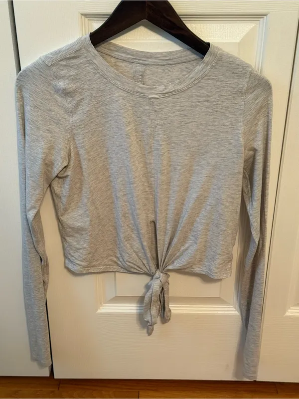 Lululemon Time To Restore Long Sleeve in Heathered Core Ultra Light Grey - Image 2