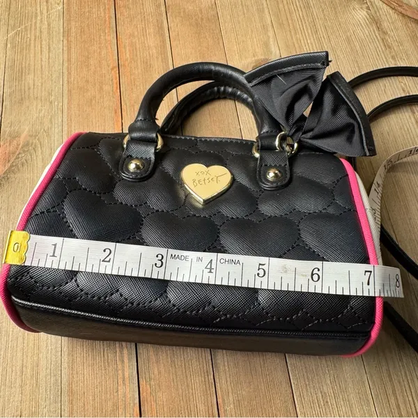 Betsey Johnson Small Mini Satchel Bag Shoulder Strap Black Pink Quilted‎ Heart - Image 8