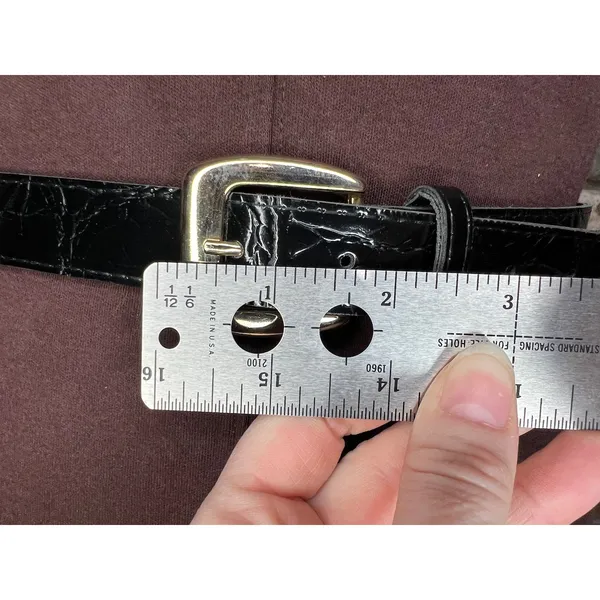 belt vegan leather goldtone buckle 1990s - Image 5