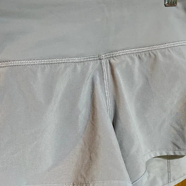 Lululemon Shorts Hotty Grey Hot - Image 8
