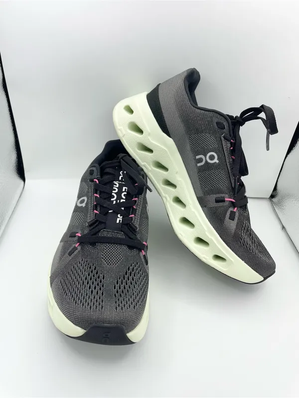 On Cloud Eclipse women’s running sneakers Size 8.5 gray/green Black - Image 4