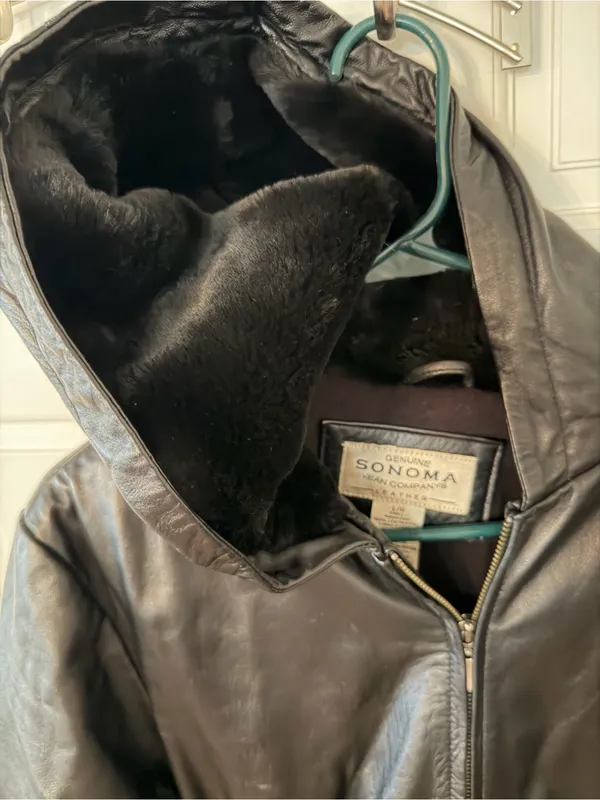 Sonoma Black Fuzzy Hooded Leather Jacket Size Large - Image 3