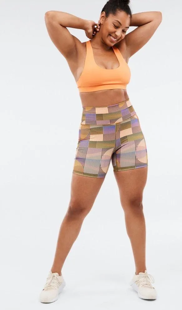 Fabletics Yesi light support sports bra Size 3XL Characteristics Breathable Removable bra cups composition 81% nylon/19% elastane Imported. - Image 3