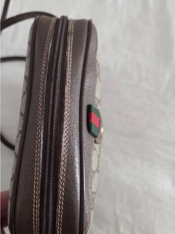 Gucci Beige GG Supreme Canvas Crossbody with Brown Leather & Green-Red Web - Image 5