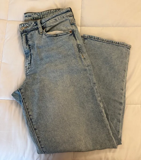 Old Navy Jeans - Image 7
