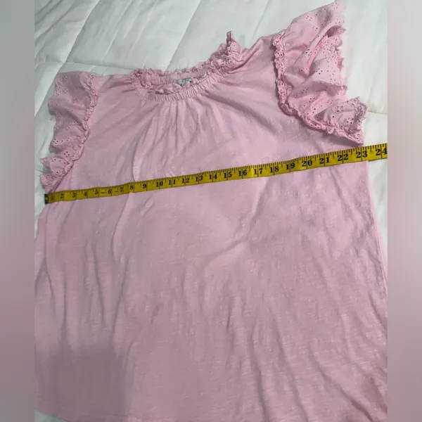 Crown & Ivy Pink Flutter Sleeve Blouse - Image 5
