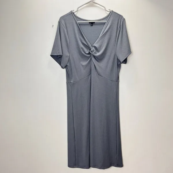 Torrid Gray Ribbed Short Sleeve V Neck Twist Flare Skater Dress 1X‎ - Image 5