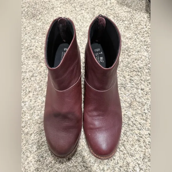 Toms Leila oxblood leather booties size 9.5 - Image 2