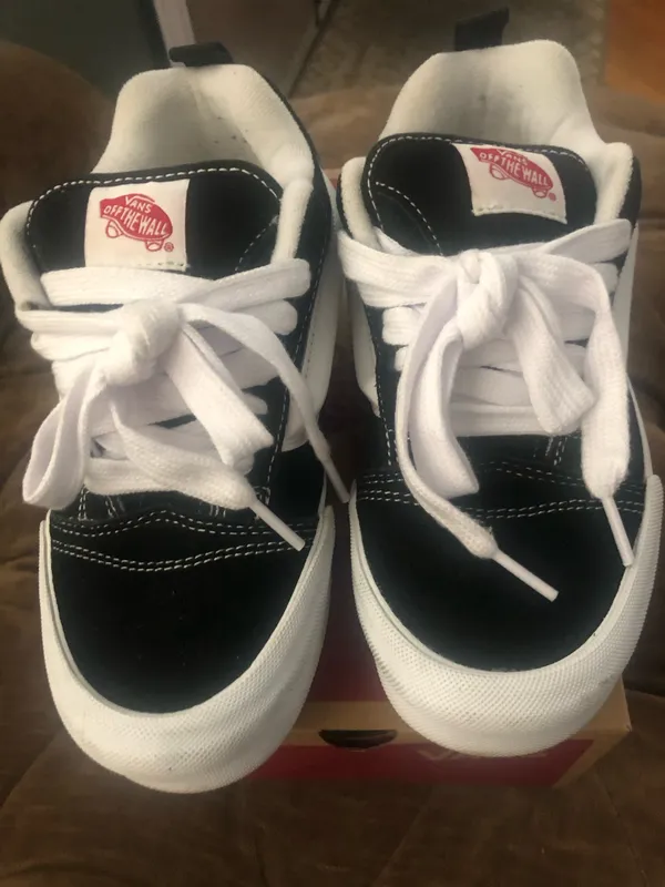 Vans Knu Skool Shoes - Image 3