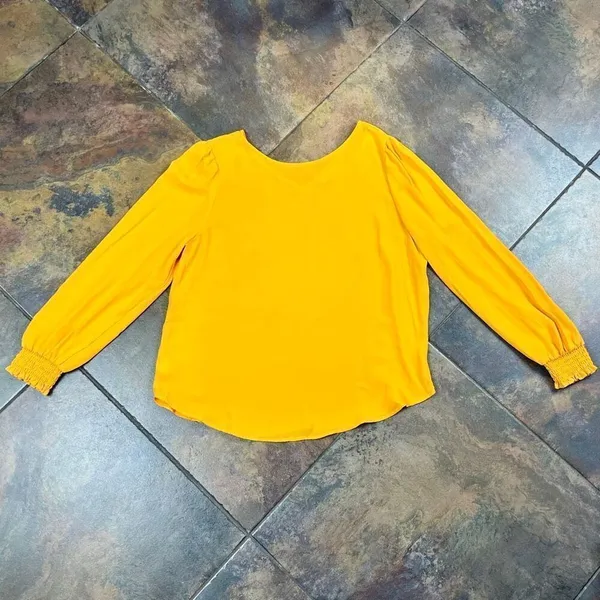 Ann Taylor LOFT Women's Yellow Long-Sleeve Blouse Medium - Image 5