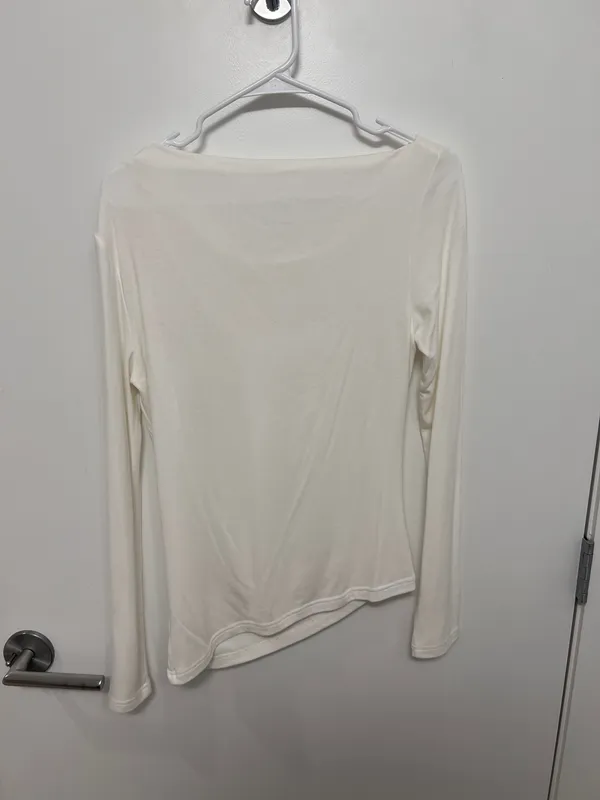 White Draped Neck Long Sleeve Top Size L - Image 4