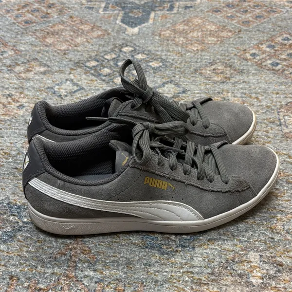 Puma Women's Gray and White Sneakers - Image 9