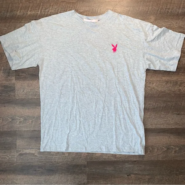 Playboy x Misguided Mission Statement T- Shirt Dress Grey/ Pink New with Tags - Image 2