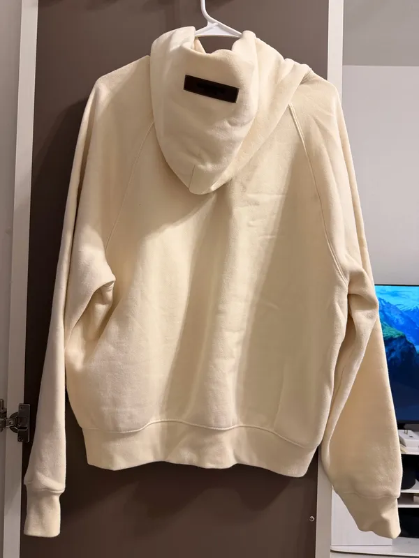Essentials Fear of God Hoodie Oatmeal - Image 3