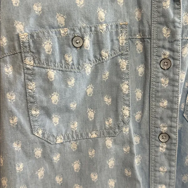 Madewell Chambray with White Floral Print Button Down Long Sleeve Blouse - Image 4
