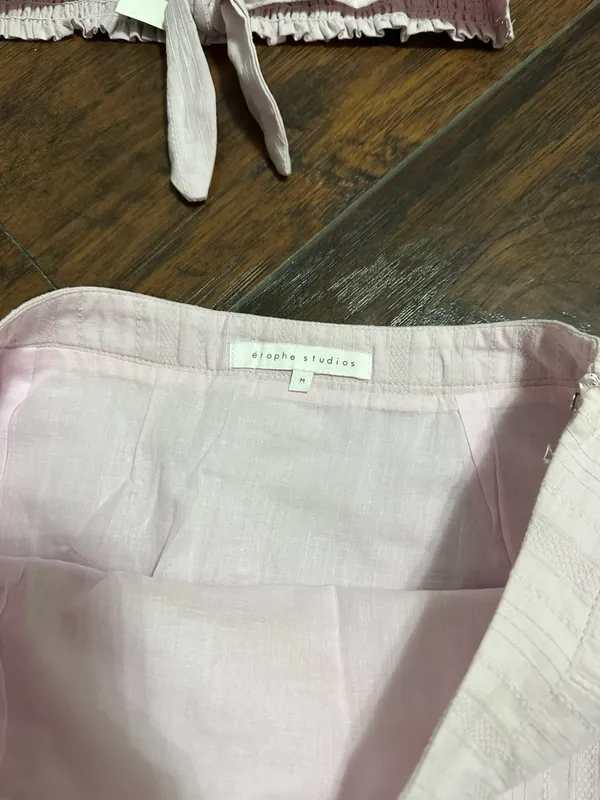 2pc blush pink front tie Croptop and skirt set Size M - Image 2