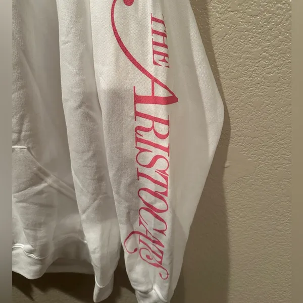 NWOT Disney the Aristocats white Hoodie ft Marie, Berlioz, and Toulouse XL - Image 3