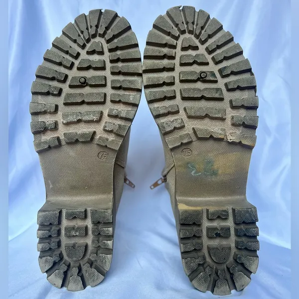 Dirty Laundry Tan Chunky Lug Ankle Boots - Image 9