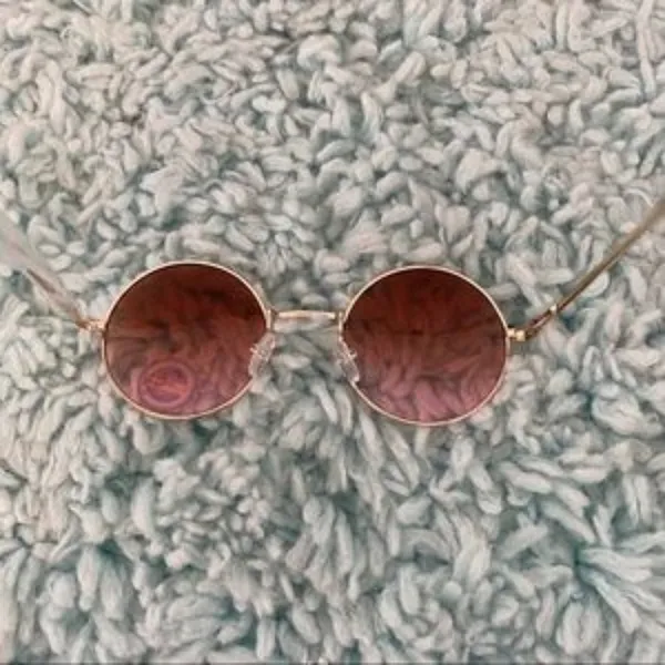 Round Orange Lens and Gold Metal Frames Sunglasses NWOT - Image 7