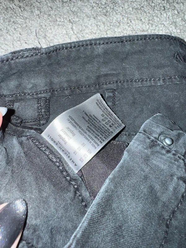 American Eagle Cargo Pants - Image 4
