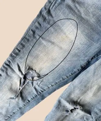 KanCan Ripped Jeans - Image 4