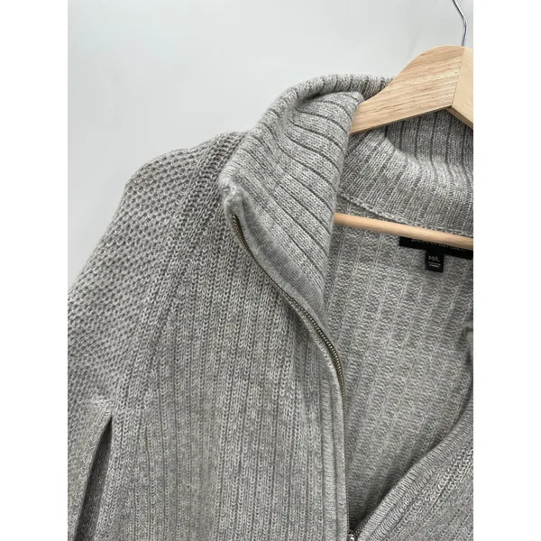 Banana Republic Womens Gray Oversized Sleeveless Zip Front‎ Sweater Vest M/L - Image 5