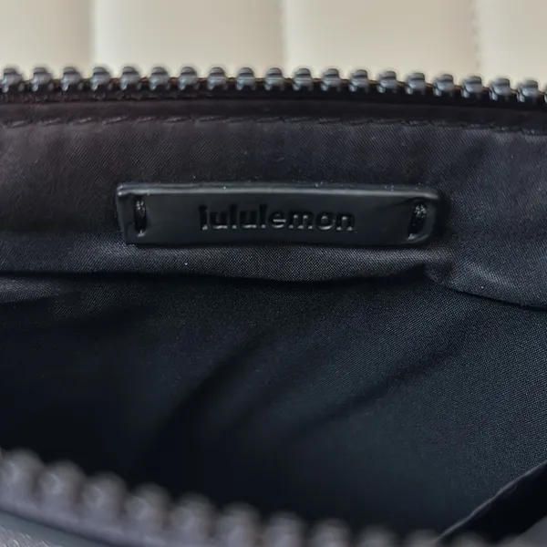 Lululemon Goody Bag - Black Sparkle - Image 5