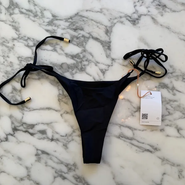 NWT Quince Italian Black Italian Adjustable Side-Tie Bottom Bikini, Size Small - Image 7