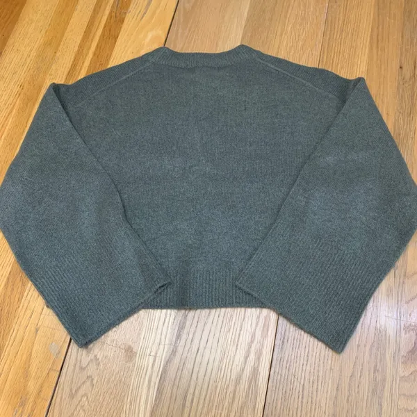 ASOS‎ DESIGN Womens Small Olive Green Cropped Crewneck Wool Blend Sweater Small - Image 4