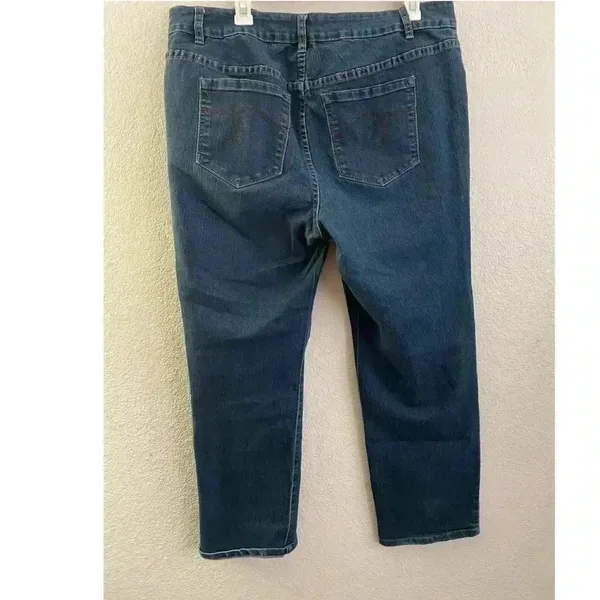 💥Average Preowned Jeans Size 16 Blue - Image 3