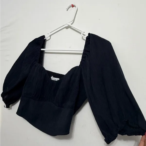 Abercrombie & Fitch women’s Size S Black Puff Sleeve Crop Top Cottagecore(A440)✨ - Image 5