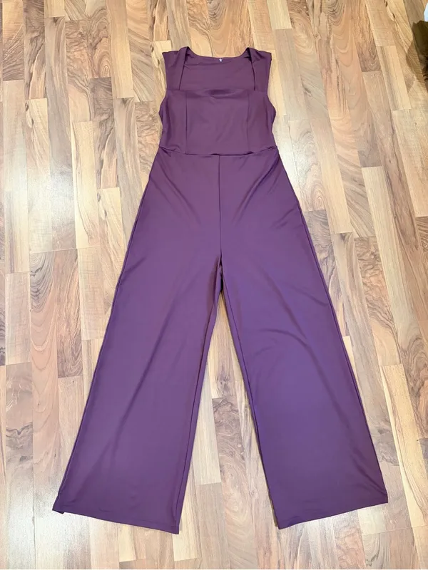 HALARA Plum Square-Neck Maxi Jumpsuit - Image 6