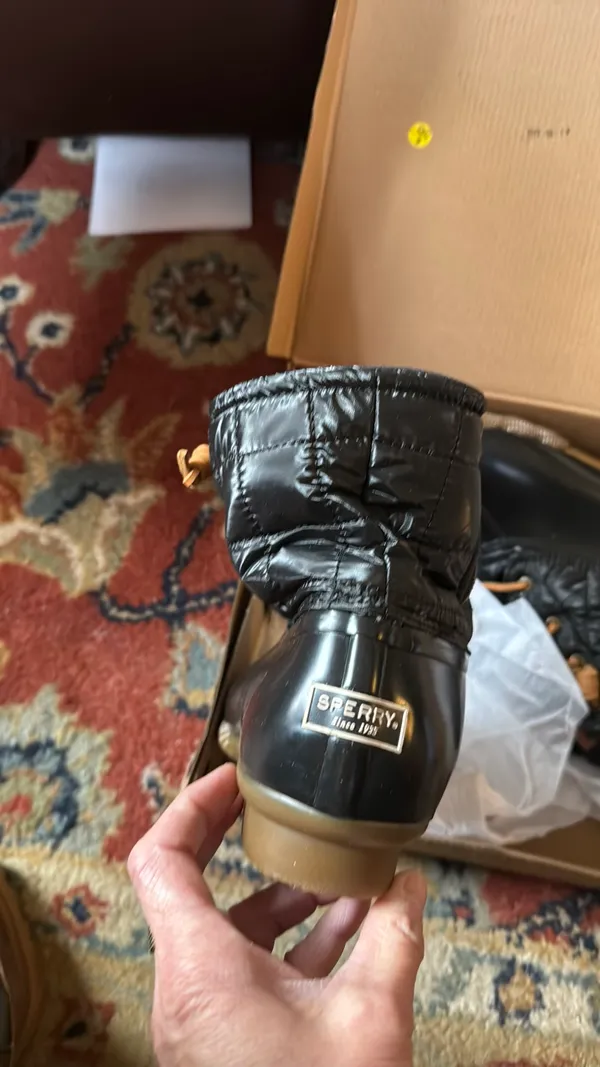 Sperry New In Box Salt Water Shiny Quilt Boots - Image 5