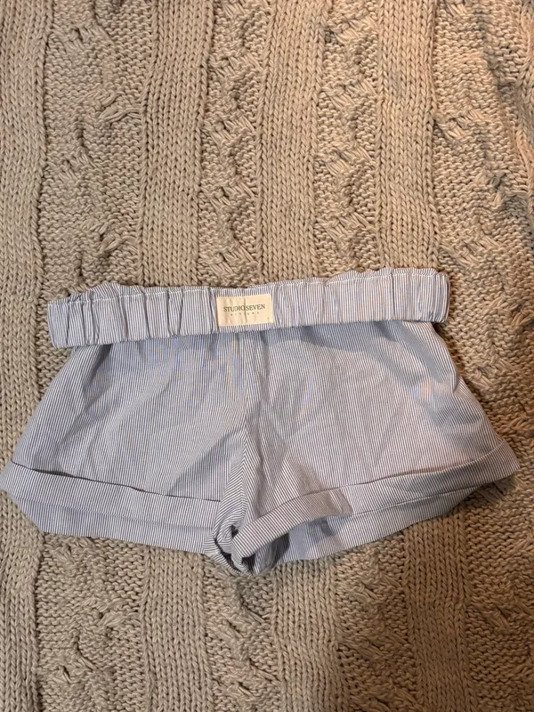 Studio Seven Lounge Designs Shorts - Image 2