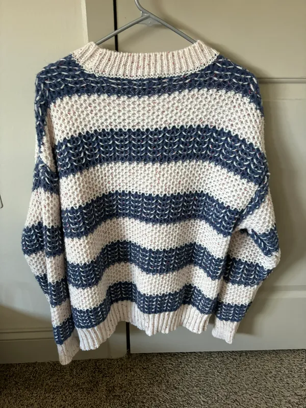 Maurice’s Sweater - Image 5
