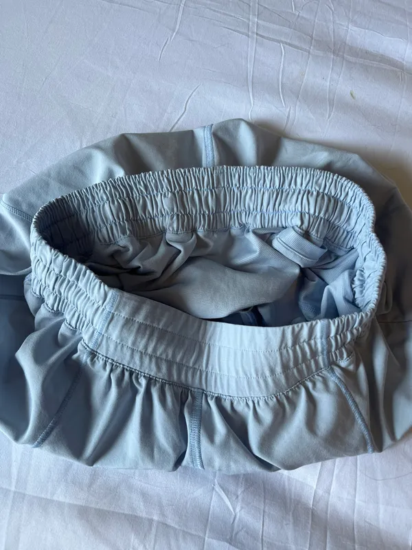Lululemon Hotty Hot Short 2.5” - Image 4