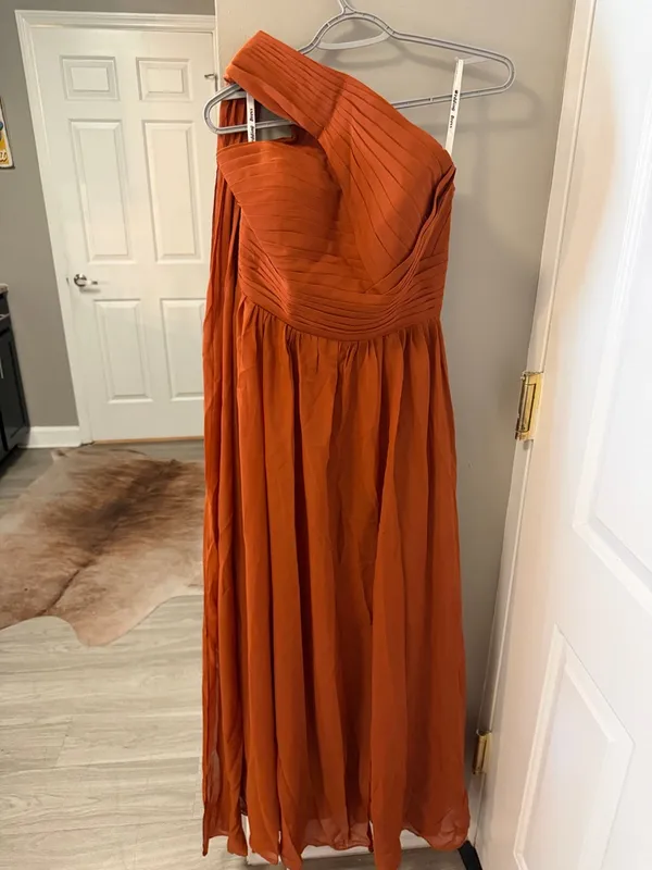 $89 NWOT Pomuyoo Ximena Unique Empire Flowing Straps Maxi Bridesmaid Dress 6 - Image 4