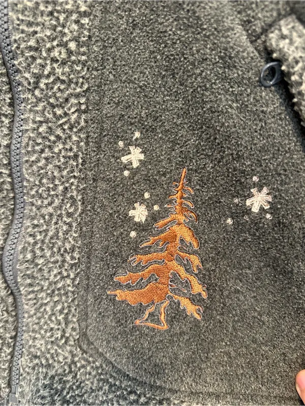 VTG 80s LL Bean full-zip embroidered Moose Bear Tree fleece Polartec jacket. - Image 7