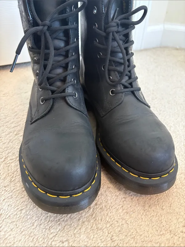 Dr. Martens 1460 WOMEN'S WATERPROOF LACE UP BOOTS - Image 9