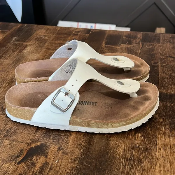 CUSHIONAIRE Leah Leather Thong Sandals Size 7 Granola - Image 7