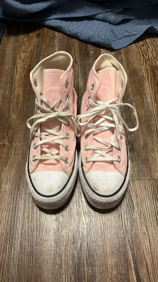 High-Top Converse Chuck Taylor Platform All Star - Image 4