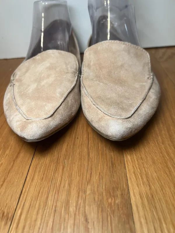 Steve Madden Shoes Womens Size 9 Beige Suede Feather Pointed Toe Loafers - Image 3