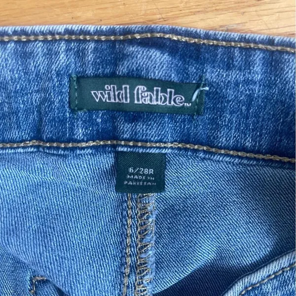 Wild Fable High Rise Denim Shorts Blue Size 6 Y2K Short Shorts - Image 4