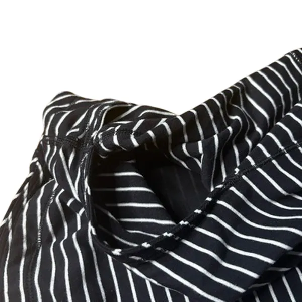 Lululemon Base Runner 1/2 Zip Jacket Size 4 Black White Stripe Rulu Running Top - Image 5