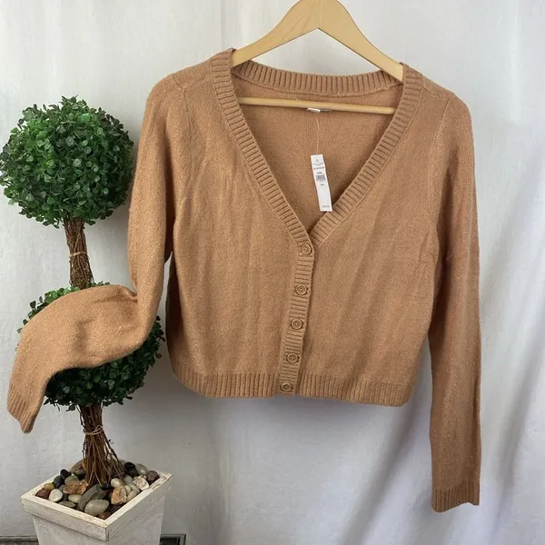 American Eagle Tan Cropped Button Up Long Sleeve Cardigan Sweater NEW M - Image 2