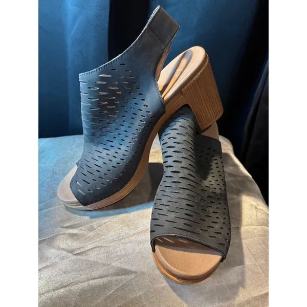 Dansko Joanie Gray Perforated Leather Slingback Platform Sandals Clogs Size 41 - Image 10