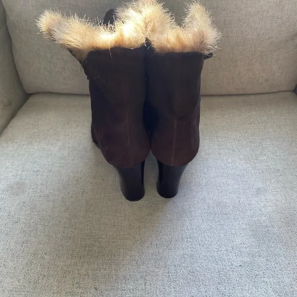LOFT Chocolate Fur-Trimmed Heeled cozy Boots suede 7 - Image 13